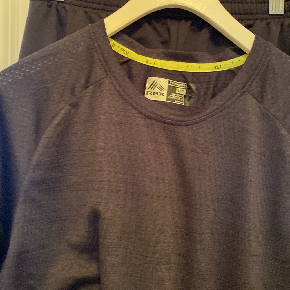 Men’s Large Reebok Mesh Shirt L